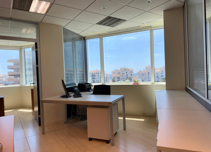 PRIME OFFICE WITH SEA VIEWS IN PUERTO BANÚS