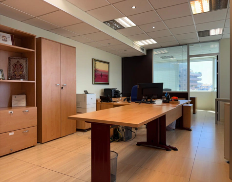 Office for sale in Marbella - Puerto Banus