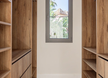 LUXURY CONTEMPORARY VILLA IN BENAHAVÍS