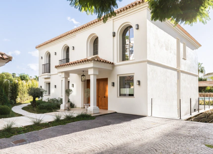 LUXURY CONTEMPORARY VILLA IN BENAHAVÍS