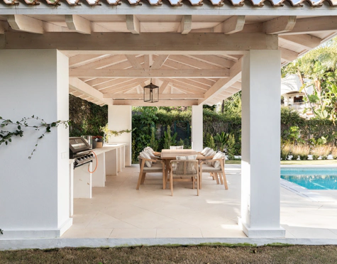 Villa for sale in Benahavis