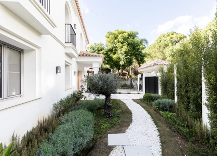 LUXURY CONTEMPORARY VILLA IN BENAHAVÍS