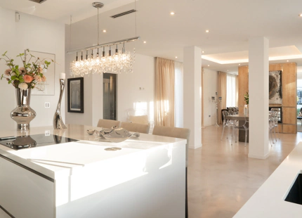 LUXURY ARCHITECT-DESIGNED SEAFRONT VILLA ON THE COSTA DEL SOL