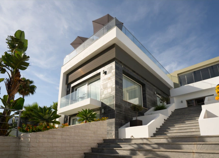 LUXURY ARCHITECT-DESIGNED SEAFRONT VILLA ON THE COSTA DEL SOL