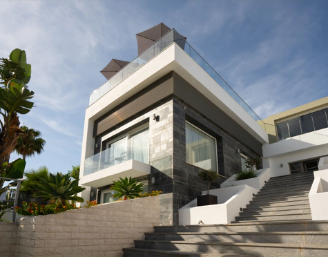 LUXURY ARCHITECT-DESIGNED SEAFRONT VILLA ON THE COSTA DEL SOL