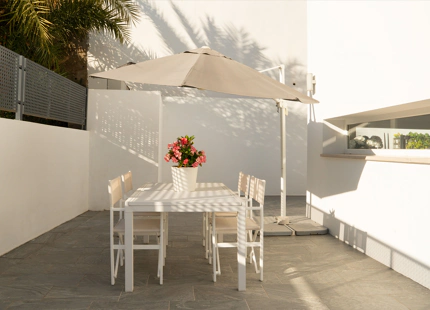 LUXURY ARCHITECT-DESIGNED SEAFRONT VILLA ON THE COSTA DEL SOL
