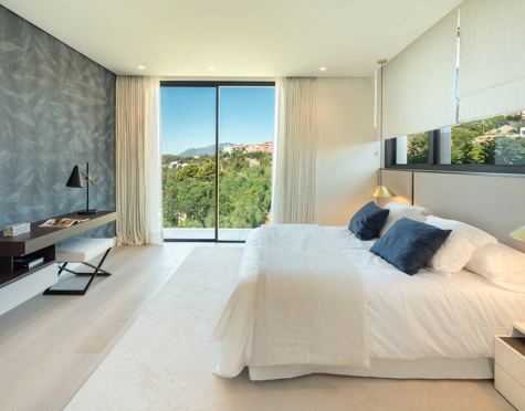 Villa for sale in La Quinta, Benahavis