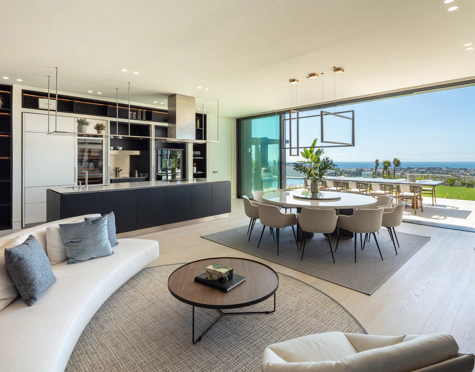 Villa for sale in La Quinta, Benahavis