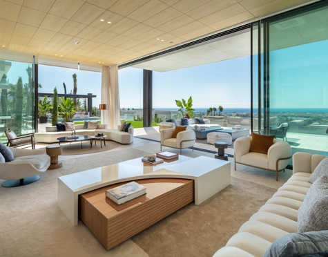 Villa for sale in La Quinta, Benahavis