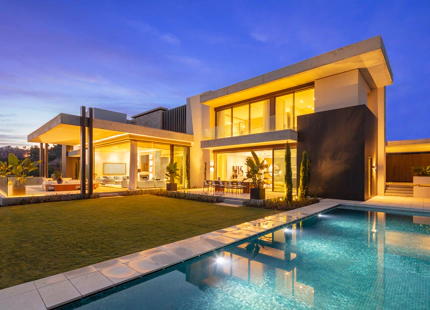 LUXURY CONTEMPORARY VILLA IN LA QUINTA