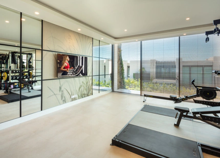 LUXURY CONTEMPORARY VILLA IN LA QUINTA
