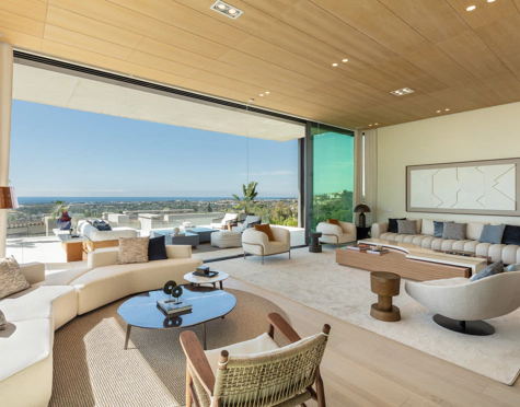 Villa for sale in La Quinta, Benahavis