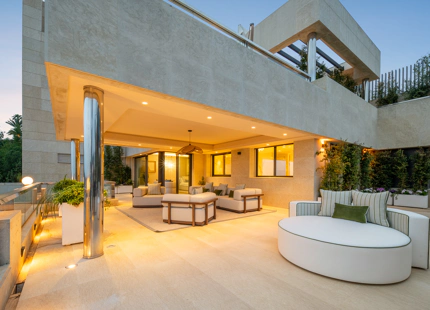 LUXURY DUPLEX PENTHOUSE IN NUEVA ANDALUCÍA