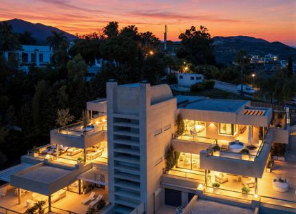 LUXURY DUPLEX PENTHOUSE IN NUEVA ANDALUCÍA