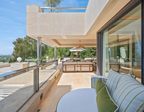 LUXURY DUPLEX PENTHOUSE IN NUEVA ANDALUCÍA