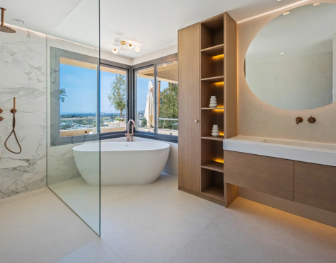 LUXURY DUPLEX PENTHOUSE IN NUEVA ANDALUCÍA