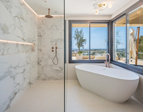 LUXURY DUPLEX PENTHOUSE IN NUEVA ANDALUCÍA