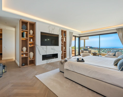 LUXURY DUPLEX PENTHOUSE IN NUEVA ANDALUCÍA