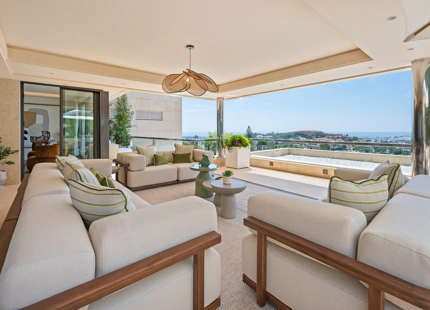 LUXURY DUPLEX PENTHOUSE IN NUEVA ANDALUCÍA