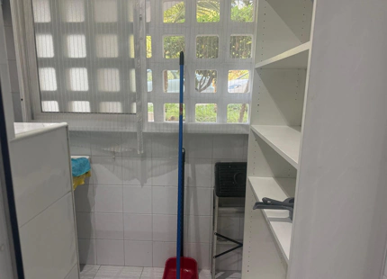 APARTAMENTO EN PLANTA BAJA CON JARDÍN PRIVADO EN LOS PINOS DE NAGÜELES