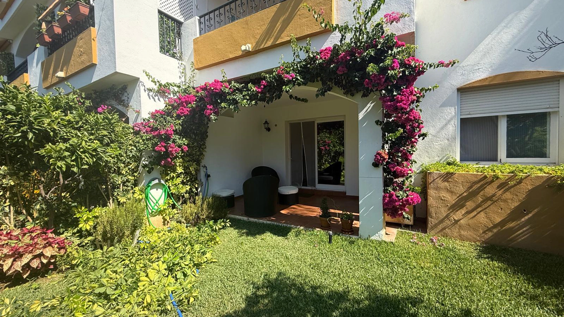 Apartamento Planta Baja en alquiler larga temporada en Los Pinos de Nagüeles, Marbella Golden Mile