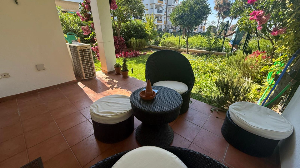 Apartamento Planta Baja en alquiler larga temporada en Los Pinos de Nagüeles, Marbella Golden Mile