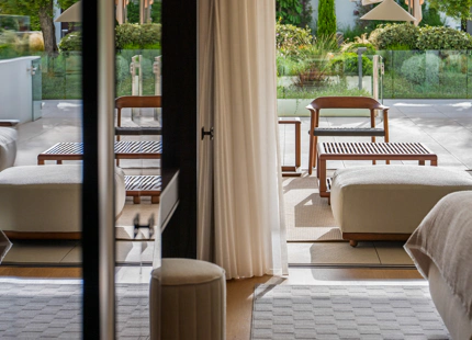CONTEMPORARY LUXURY DUPLEX APARTMENT ON THE GOLDEN MILE