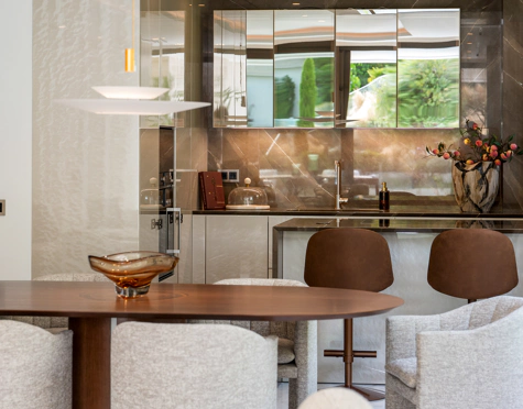 CONTEMPORARY LUXURY DUPLEX APARTMENT ON THE GOLDEN MILE
