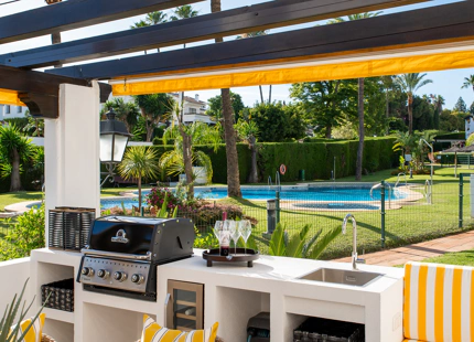 CONTEMPORARY LUXURY APARTMENT IN MARBELLA, GOLF VALLEY