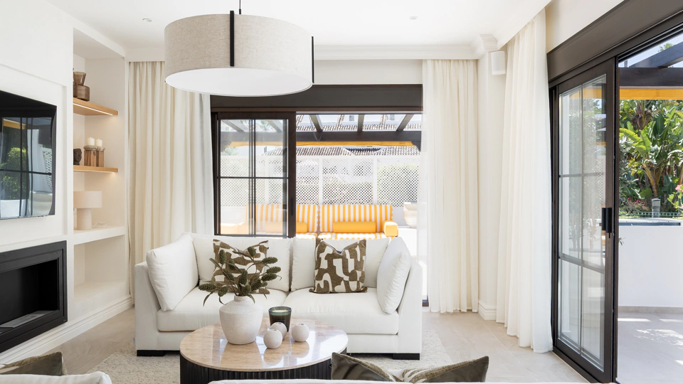 Apartment for sale in Nueva Andalucia, Marbella