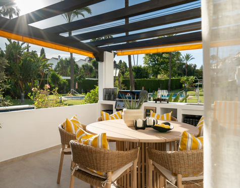 CONTEMPORARY LUXURY APARTMENT IN MARBELLA, GOLF VALLEY