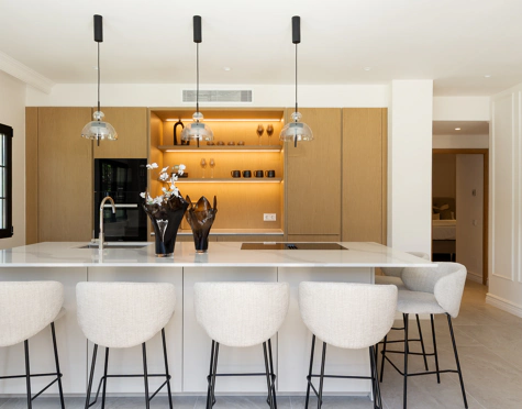 CONTEMPORARY LUXURY APARTMENT IN MARBELLA, GOLF VALLEY