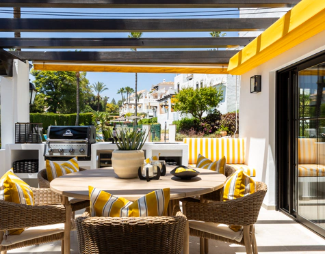 CONTEMPORARY LUXURY APARTMENT IN MARBELLA, GOLF VALLEY