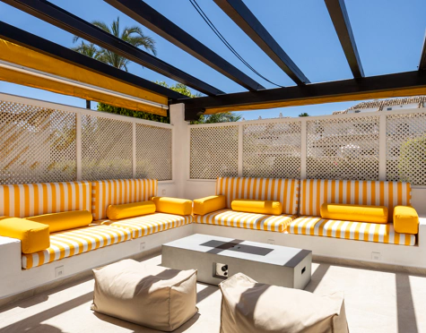 CONTEMPORARY LUXURY APARTMENT IN MARBELLA, GOLF VALLEY