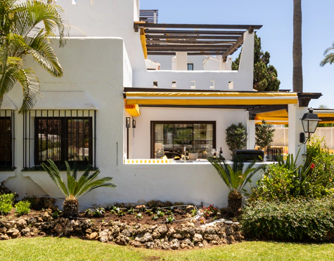 CONTEMPORARY LUXURY APARTMENT IN MARBELLA, GOLF VALLEY