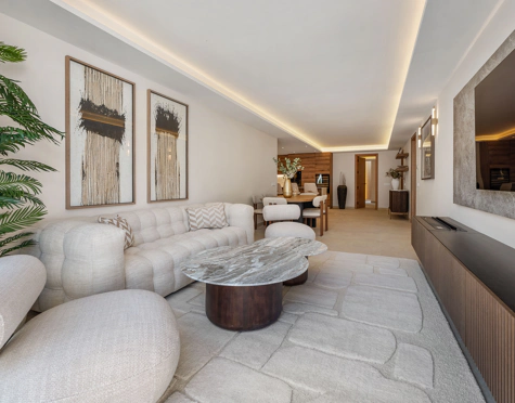Apartment for sale in Nueva Andalucia, Marbella