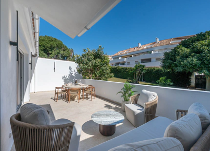 ELEGANT GROUND FLOOR APARTMENT IN NUEVA ANDALUCÍA