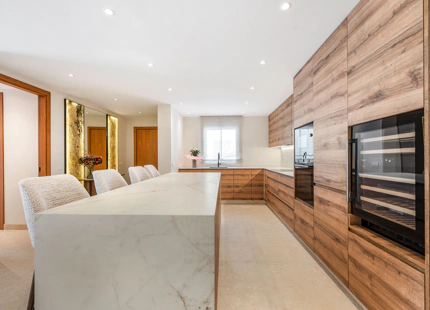 ELEGANT GROUND FLOOR APARTMENT IN NUEVA ANDALUCÍA