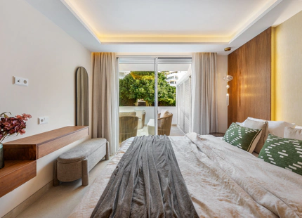 ELEGANT GROUND FLOOR APARTMENT IN NUEVA ANDALUCÍA