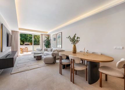 ELEGANT GROUND FLOOR APARTMENT IN NUEVA ANDALUCÍA