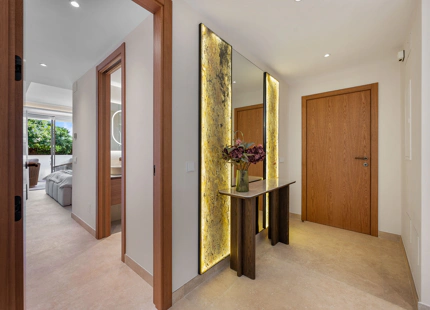 ELEGANT GROUND FLOOR APARTMENT IN NUEVA ANDALUCÍA