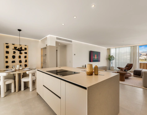 Apartamento en venta en Nueva Andalucia, Marbella