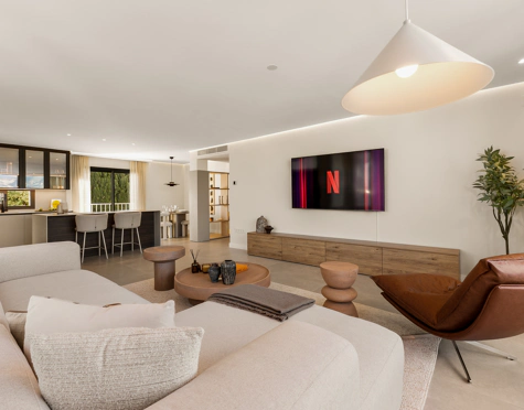 Apartamento en venta en Nueva Andalucia, Marbella
