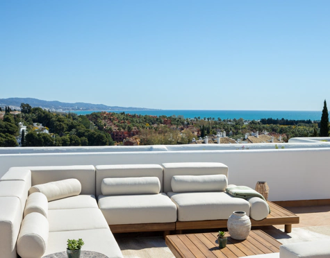 Apartamento en venta en Nueva Andalucia, Marbella