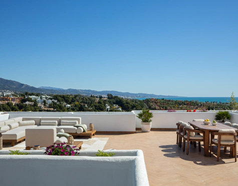 Apartamento en venta en Nueva Andalucia, Marbella