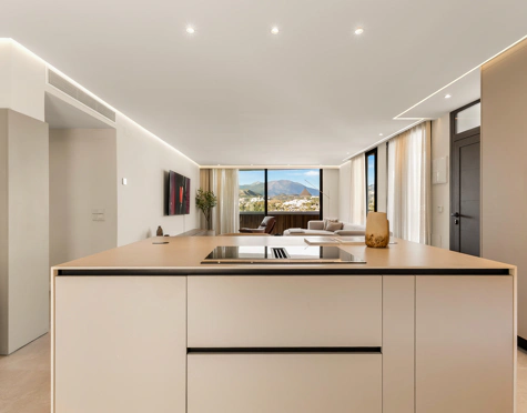 Apartamento en venta en Nueva Andalucia, Marbella