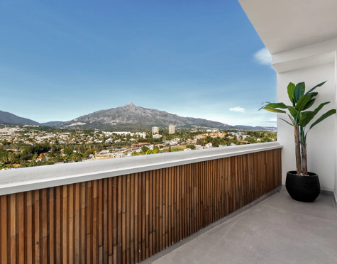 Ático en venta en Nueva Andalucia, Marbella