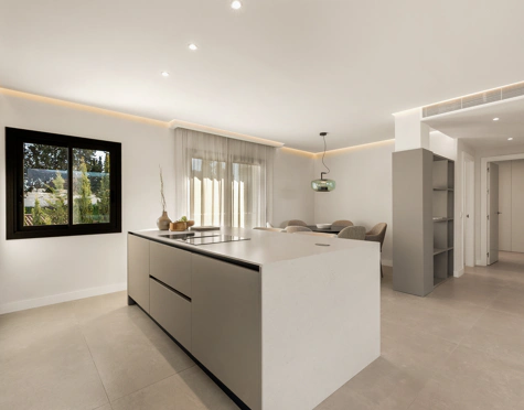 Ático en venta en Nueva Andalucia, Marbella