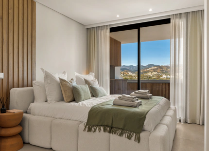 MODERN PENTHOUSE WITH PANORAMIC VIEWS