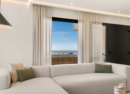 MODERN PENTHOUSE WITH PANORAMIC VIEWS